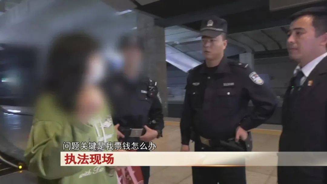 皇冠信用网账号_“老赖”车站被抓皇冠信用网账号,竟质问法官:为何不抓我妈 !