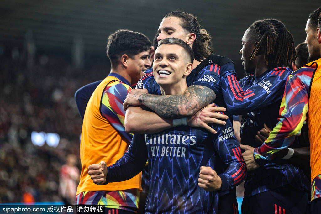 皇冠皇冠信用网平台_10连胜终结皇冠皇冠信用网平台！英超-萨卡破门 阿森纳2-2遭桑德兰补时绝平
