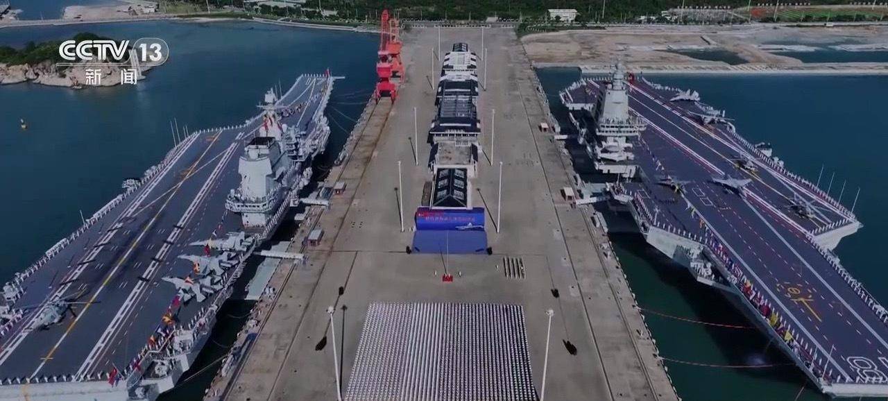 皇冠信用网开户_时速200公里急刹车！福建舰服役后第一餐：烤羊排皇冠信用网开户，大虾，红烧肉