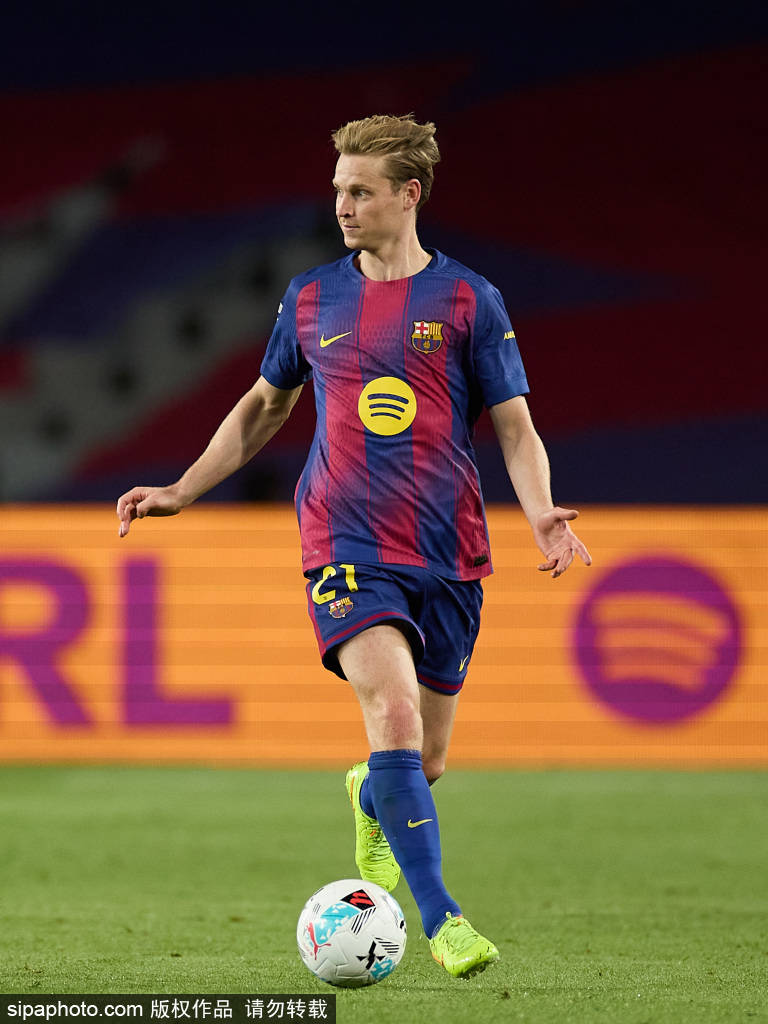 皇冠信用网登2代理_震撼皇冠信用网登2代理！梅西或将重返诺坎普？巴萨高层已启动冬窗谈判