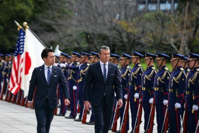 皇冠信用网在线注册_高市早苗还没道歉皇冠信用网在线注册，在台岛300公里外，日本防相扬言“应对危机”