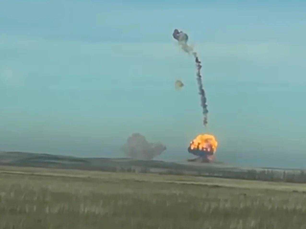 体育平台出租_普京突遭重击！俄“末日导弹”发射失败体育平台出租，巨响过后现场升起蘑菇云，对美示威掉链子！