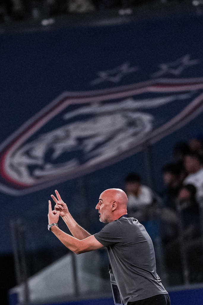 皇冠信用网登3代理_亚冠-陈威神勇门柱帮忙 海港面对48射0-0逼平柔佛抢一分