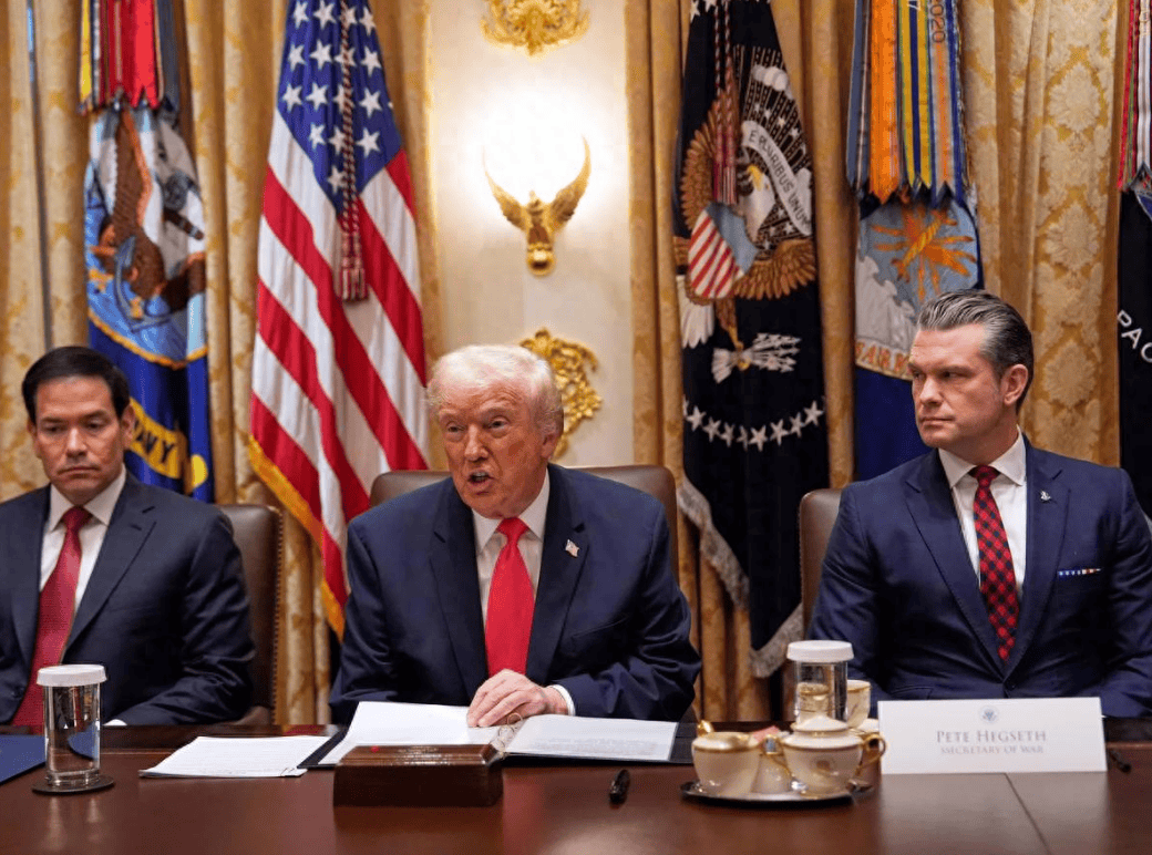 皇冠体育官网_中国突破纪录！特朗普坐不住了皇冠体育官网，打算另起炉灶，榜上必须得有中国