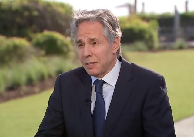 怎么注册皇冠信用网_布林肯眼中的特朗普:他想推动一个“三极世界”怎么注册皇冠信用网,中美俄主导全球