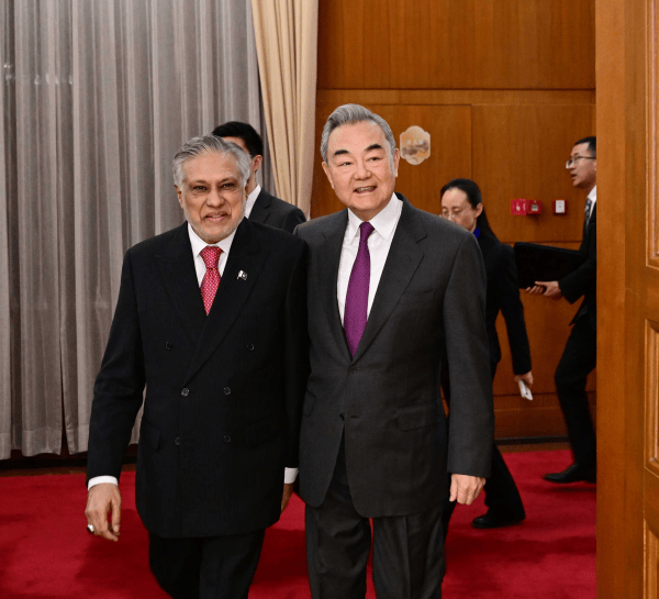 皇冠信用网平台出租_王毅：皇冠信用网平台出租我们从不认为哪一个国家可以充当国际警察