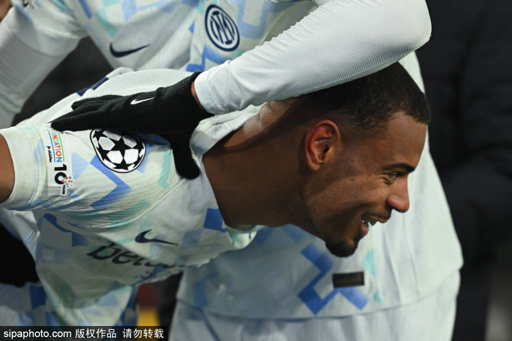 皇冠代理线路_7分钟2球！姆希塔良、阿坎吉先后破门皇冠代理线路，国米2-0领先莱切