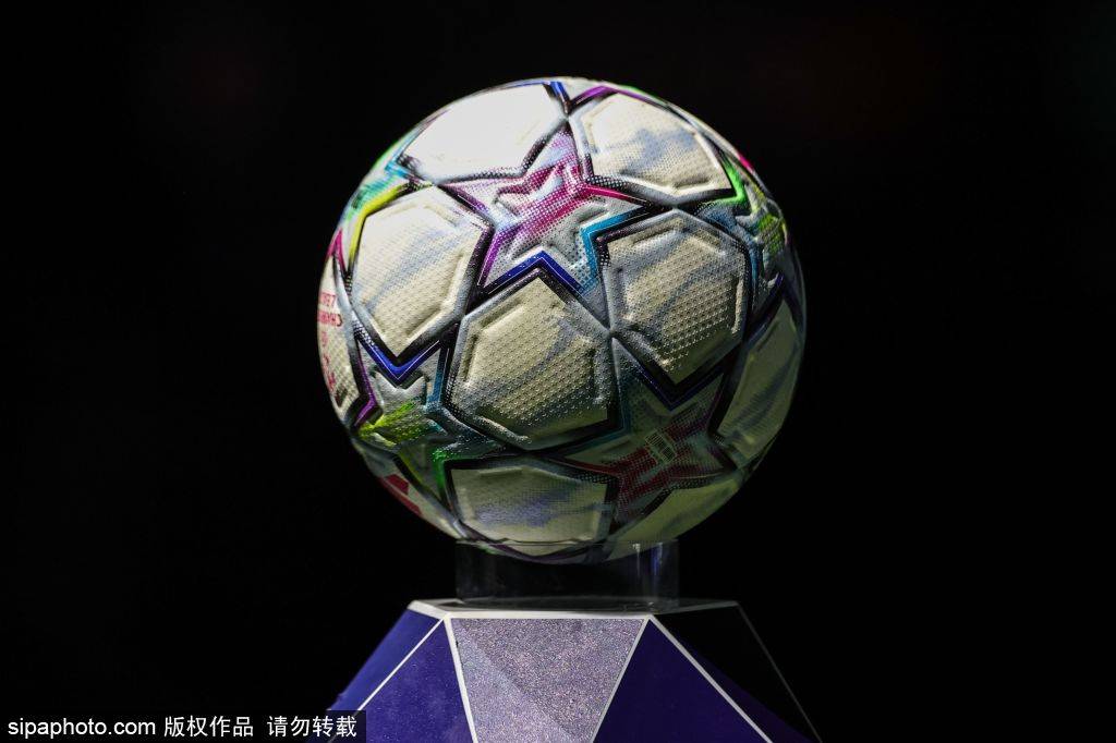 世界杯平台代理合作
_舒梅切尔:曼联为何放走霍伊伦?当时队友明摆着不传球世界杯平台代理合作
!